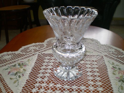 Antik különleges formájú ólomkristály váza