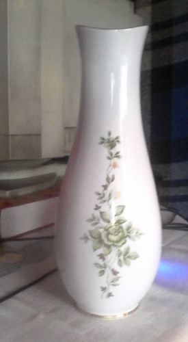 holló házi váza