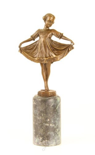 bronz szobor lány BJ-20