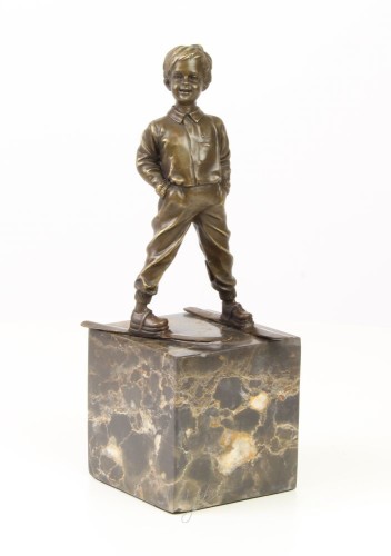 bronz szobor síelő fiú BJ-22