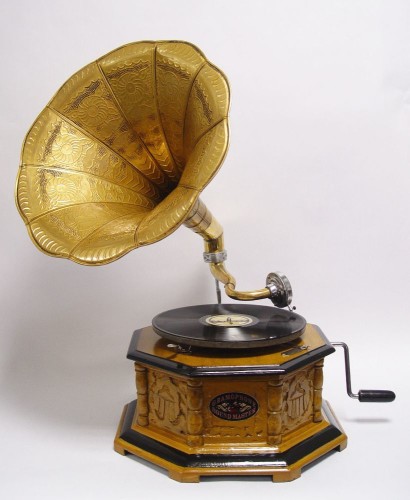 gramofon GR-5
