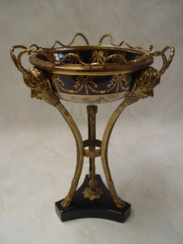 asztalközép porcelán/bronz PT-253