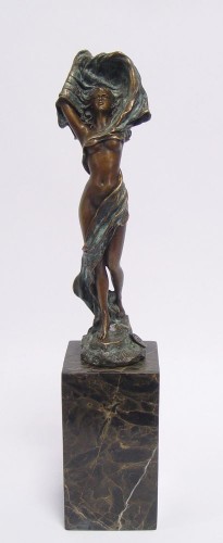 bronz szobor nő SL-80