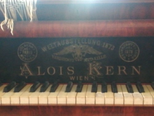 Alois Kern 1873 bécsi zongora